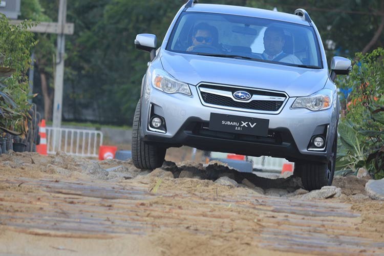 Subaru XV 2016 sap ra mat tai Viet Nam co gi 